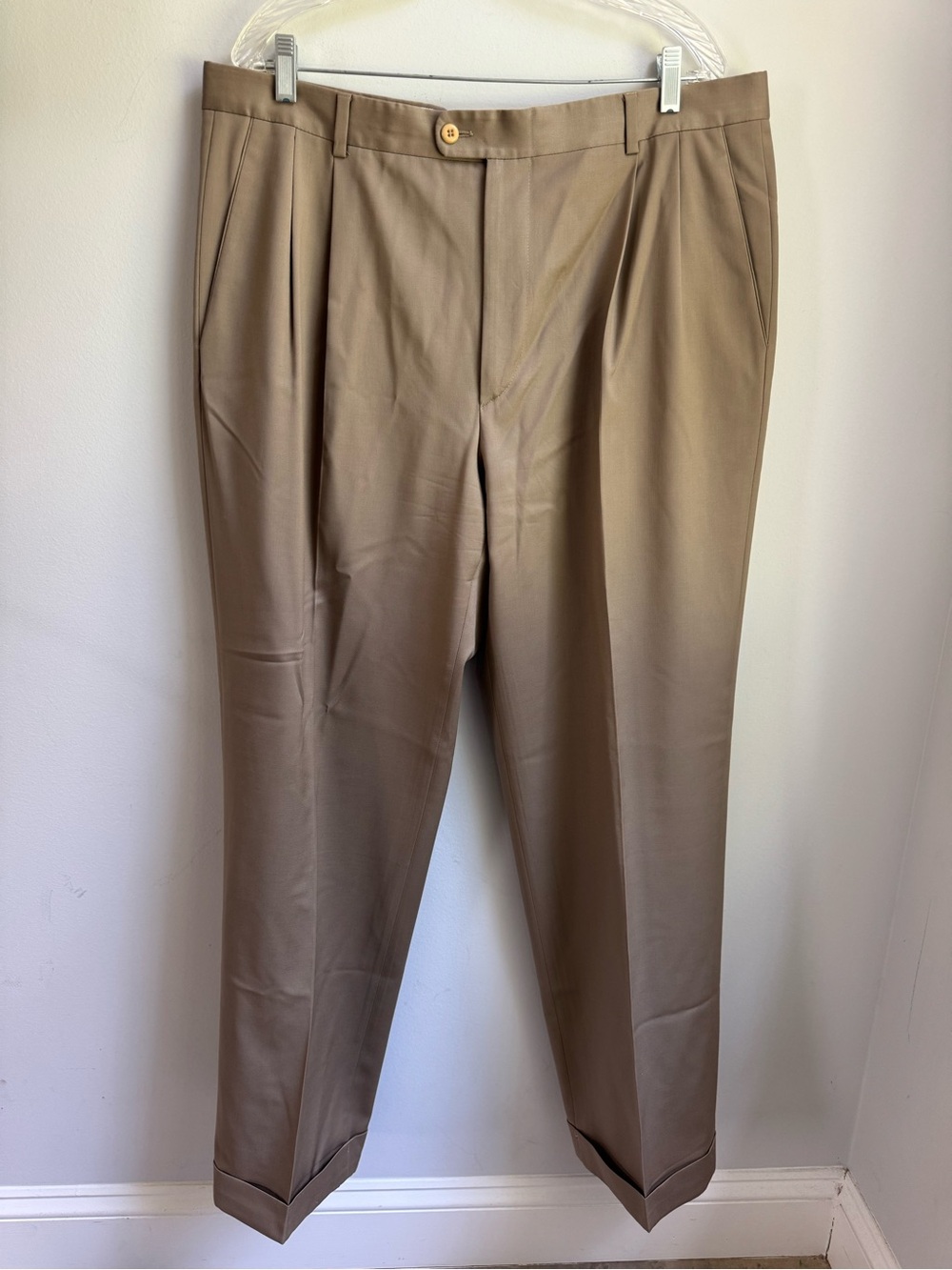 ZANELLA Men's Classic Pleated Dress Pants - Tan cuff bottom size 38